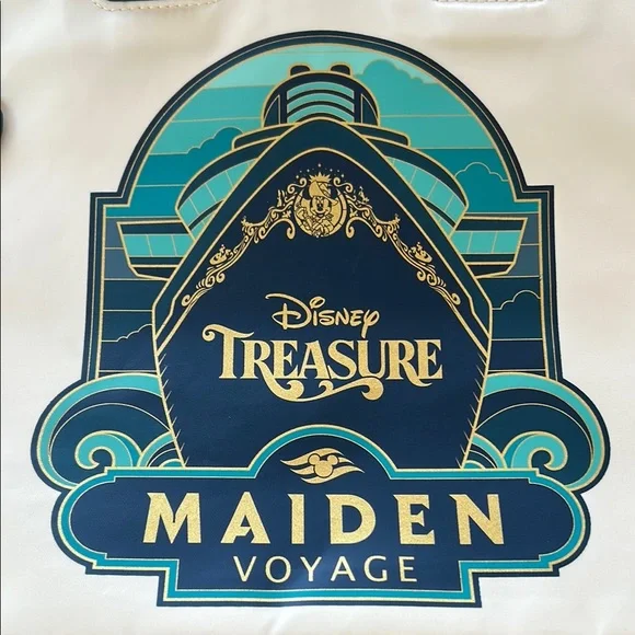 Disney Treasure Maiden Voyage Castaway Club Cream and Green Cooler Backpack - Picture 6 of 7